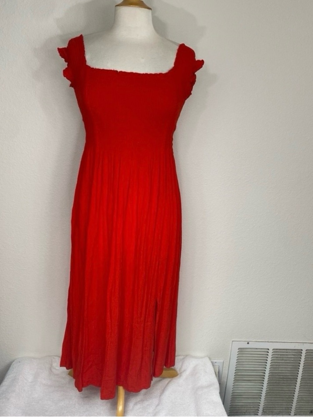 Sundry Women's Orange Red Smock Stretch Midi Dress Size Medium Coastal Casual